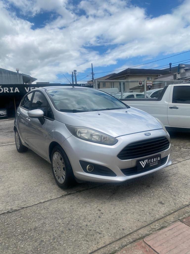 Ford New Fiesta Fiesta 1.5 16v flex mec. 5p    2015